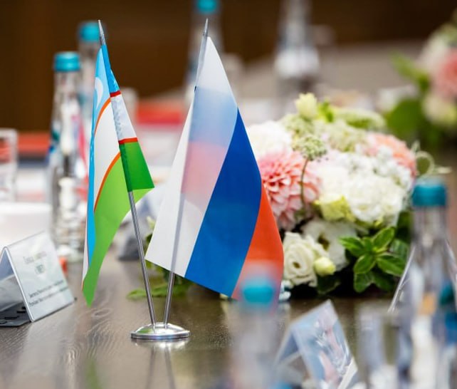 O‘zbekiston va Rossiya o‘rtasida sog‘liqni saqlash sohasidagi hamkorlikni rivojlantirish masalalari muhokama qilindiO‘zbekiston Respublikasi Prezidenti Administratsiyasi rahbarining tibbiyotni isloh q...